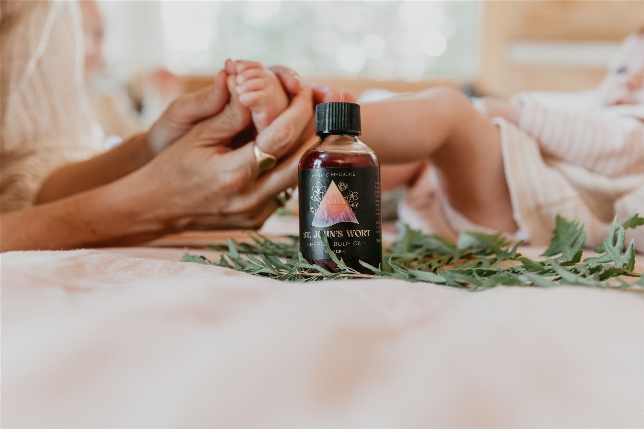 Mythic_Medicine_St._John_s_Wort_herbal_body_oil41_kids_2be055a7-72b3-48b8-8d80-feb8fa4da498.jpg